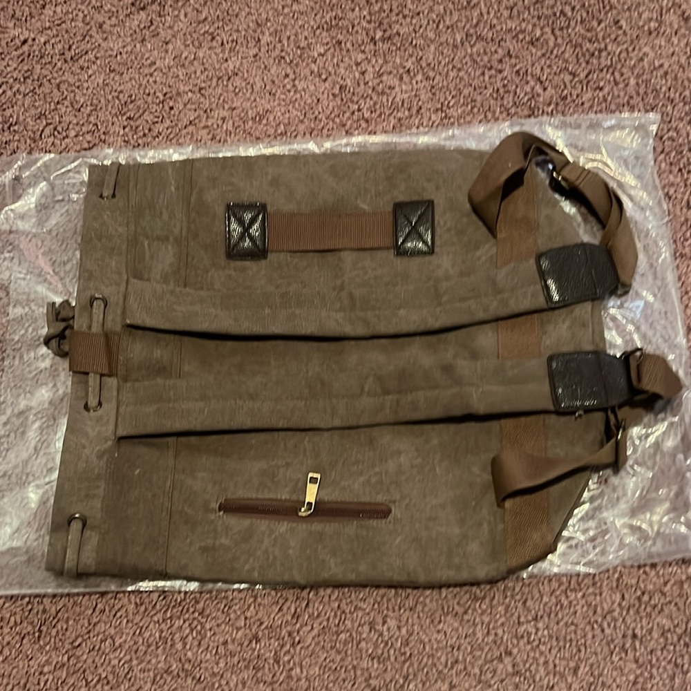 Khaki “Ti Amo” Drawstring Backpack NWT - (#0326) - Picture 2 of 3